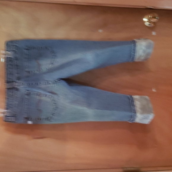 F.L. Jeans capris - Picture 2 of 5